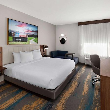 La Quinta Inn & Suites By Wyndham San Antonio At The Rim Buitenkant foto